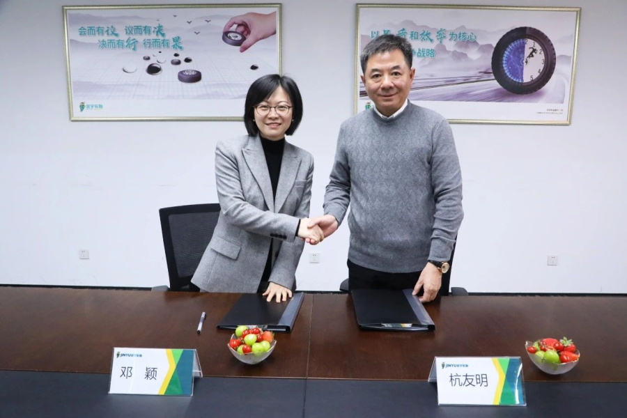 1740723862525097IfsS.jpg 73a369110bceca5f0bb668bcbf4df928.jpg